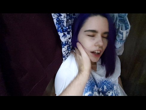 ❤️ Xwişka min di dolabê de dît û alîkariya wê kir ❤❌ Pornoya rûsî li ku.fullpornercom.ru ﹏